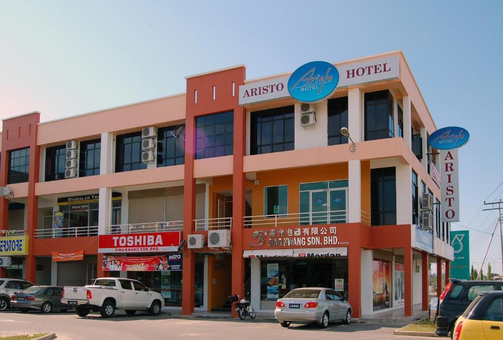 Aristo Hotel Putatan Kota Kinabalu Exterior photo