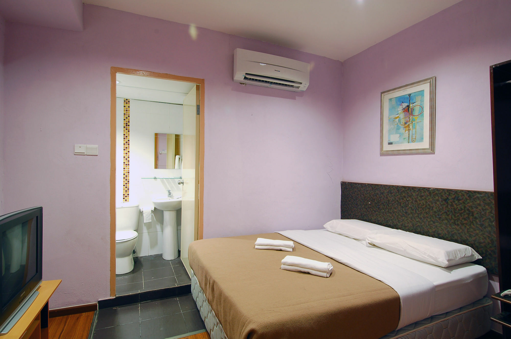 Aristo Hotel Putatan Kota Kinabalu Exterior photo